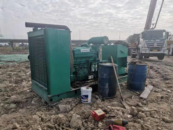 普寧柴油發(fā)電機出租