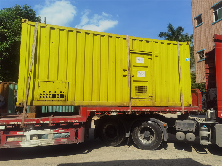 1200KW發(fā)電機(jī)組